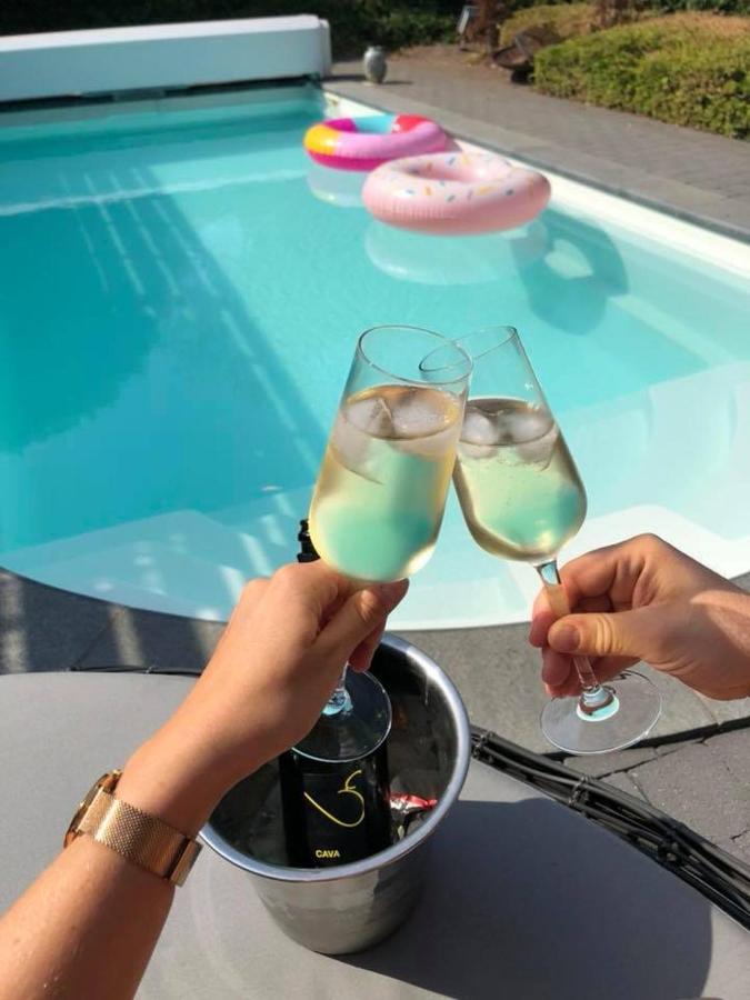 Luxe Wellness B&B Tim Torfs ***** Μπέρινγκεν Εξωτερικό φωτογραφία